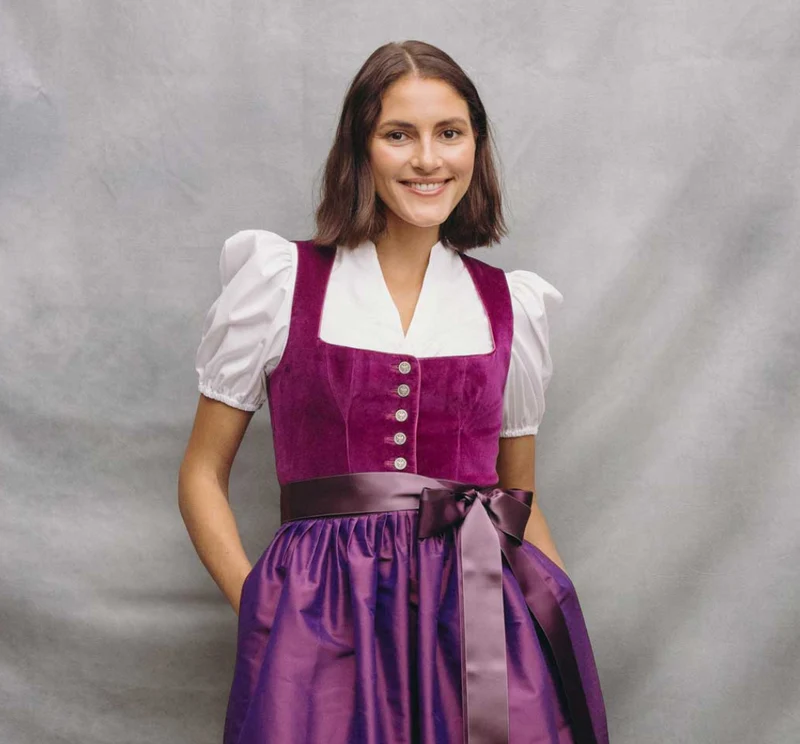 Samtdirndl Sophia Beere (lang)