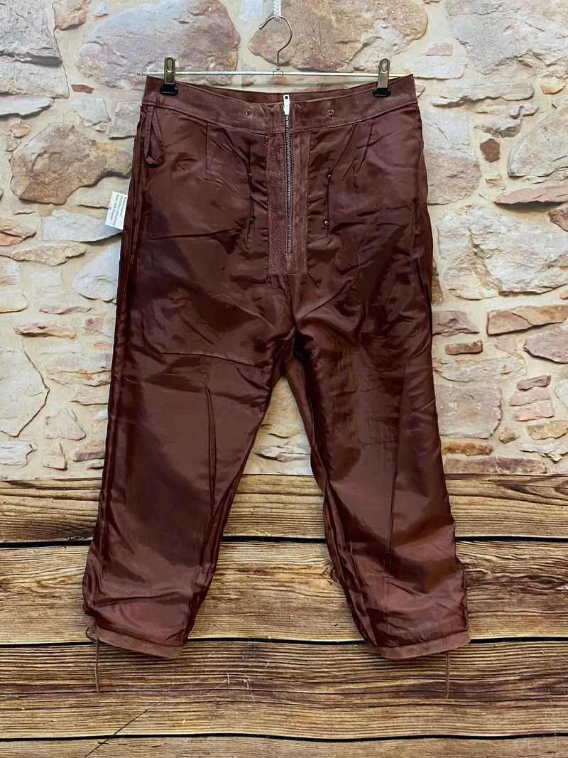 Vintage Damen Kniebundlederhose Rotbraun – Gr. 40