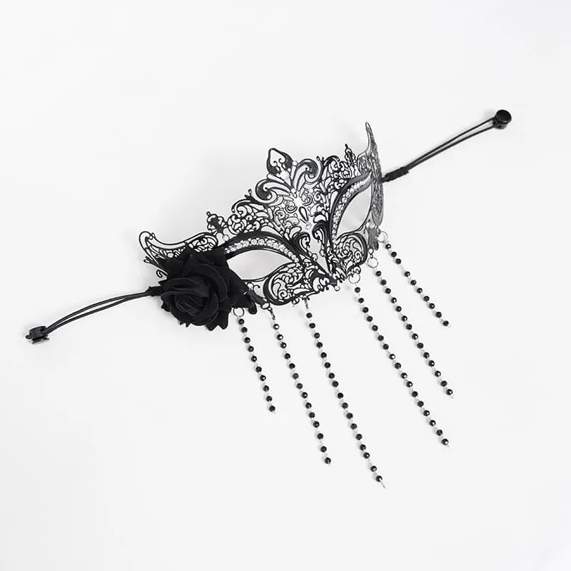Schwarze Gothic-Maske für Damen mit Rosenmuster, Perlenbesatz und Fransen.