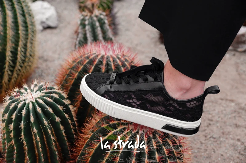 La Strada Sneaker Spitze schwarz