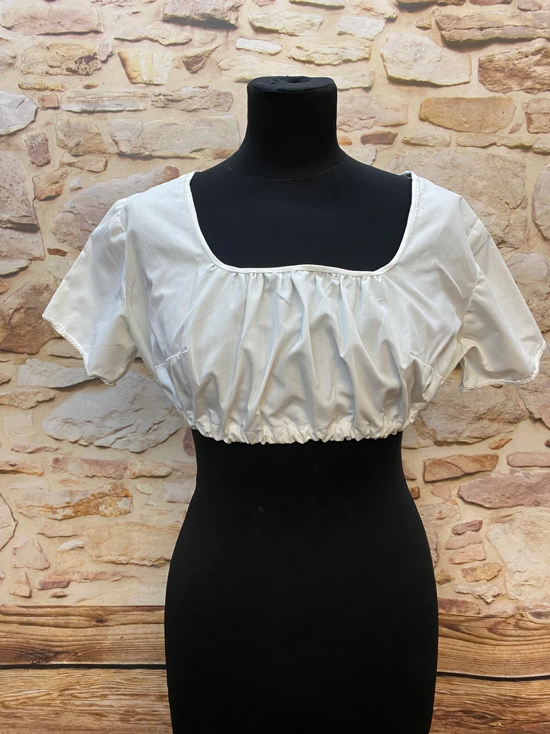 Vintage Dirndl Gr. 38 – Dunkelblau mit Blumenstickerei & rosa Schürze