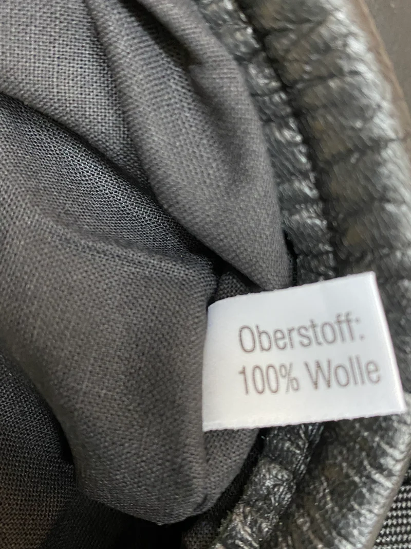 Blaues Vintage Barett aus 100% Wolle