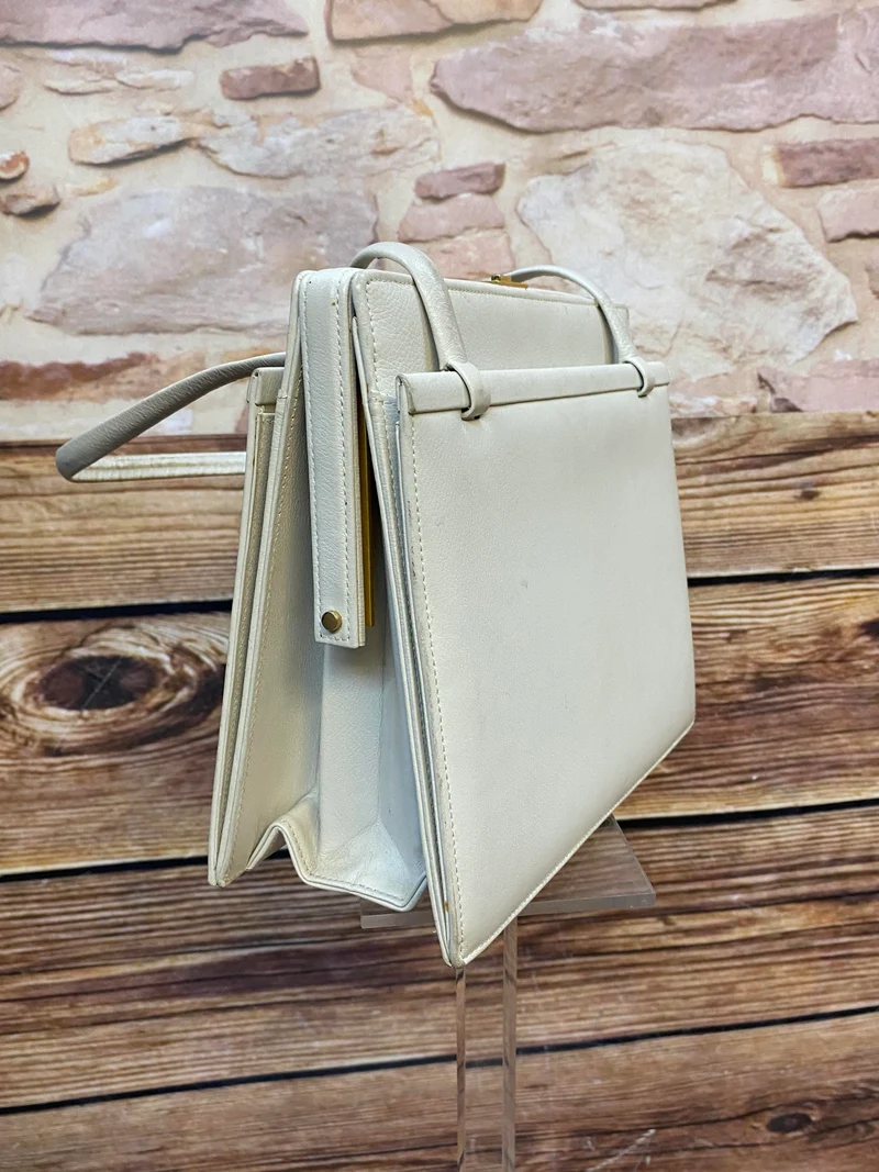 Vintage Handtasche Creme mit goldfarbenem Verschluss
