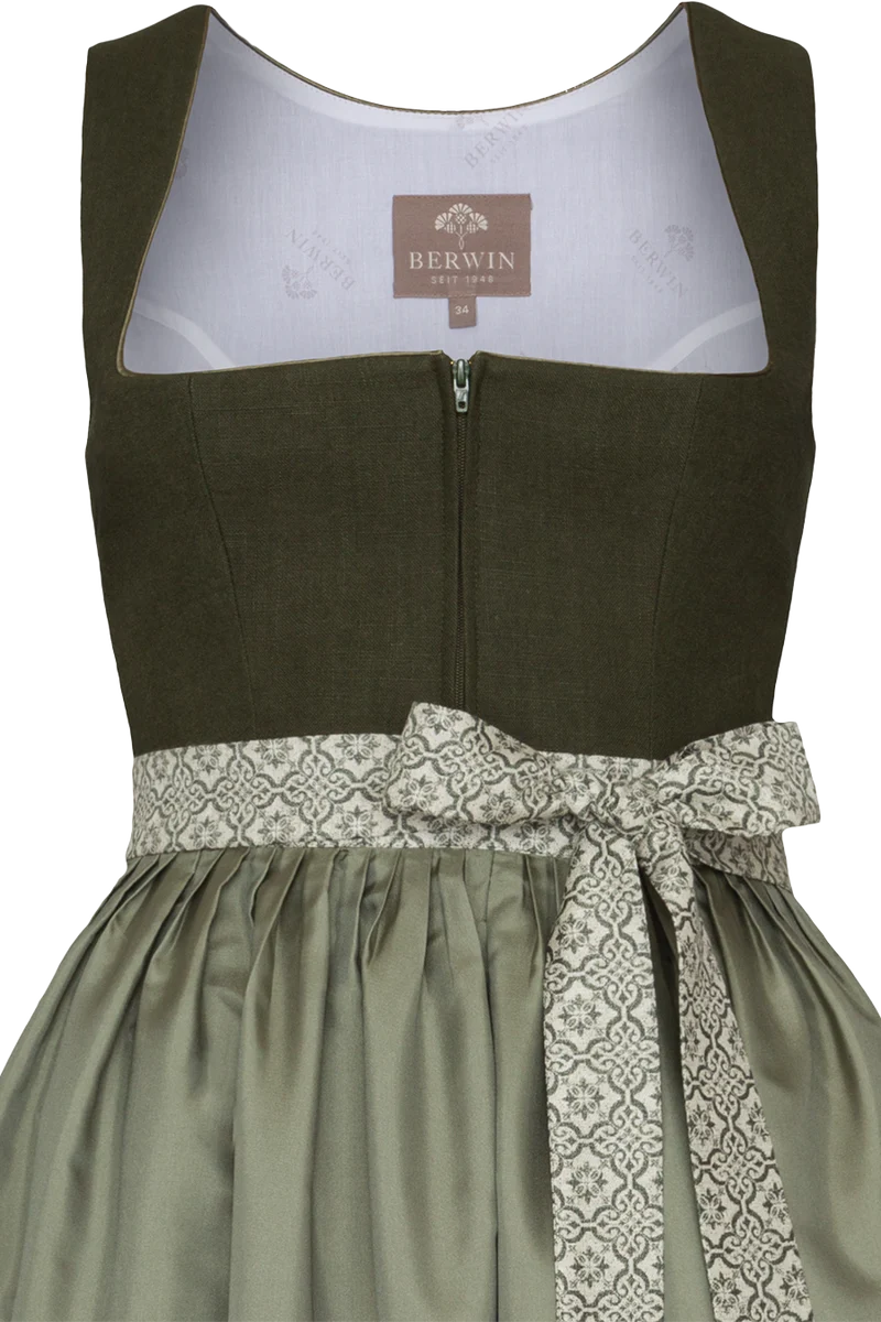 Leinendirndl lang mit Schößchen