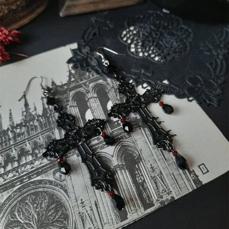 Gothic-Perlen-Kreuz-Ohrringe für Damen