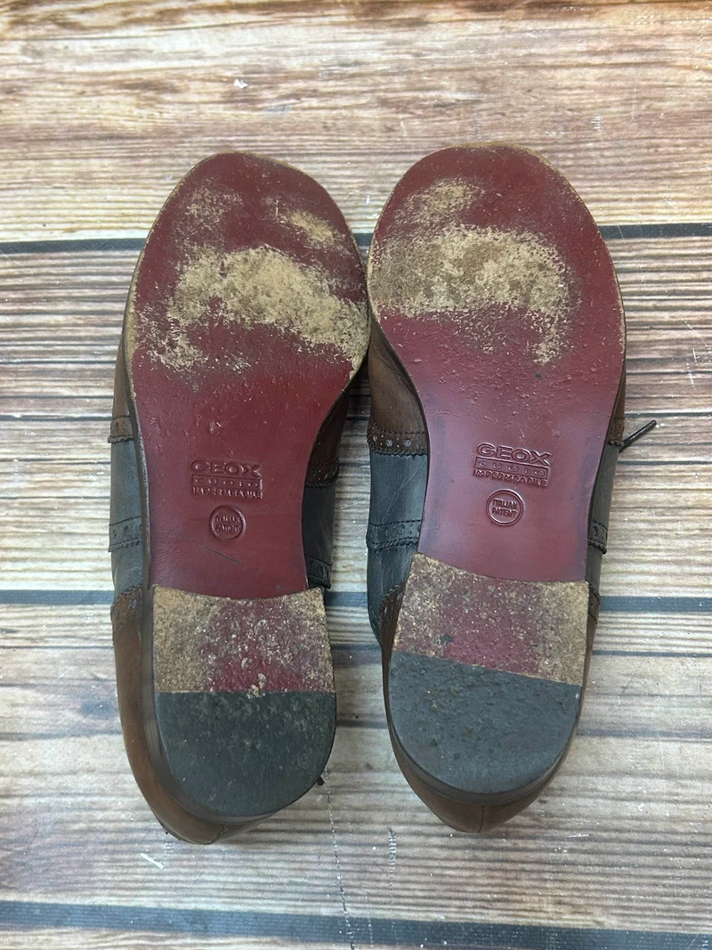 Vintage-Schuhe Brogues von Geox – Größe 40