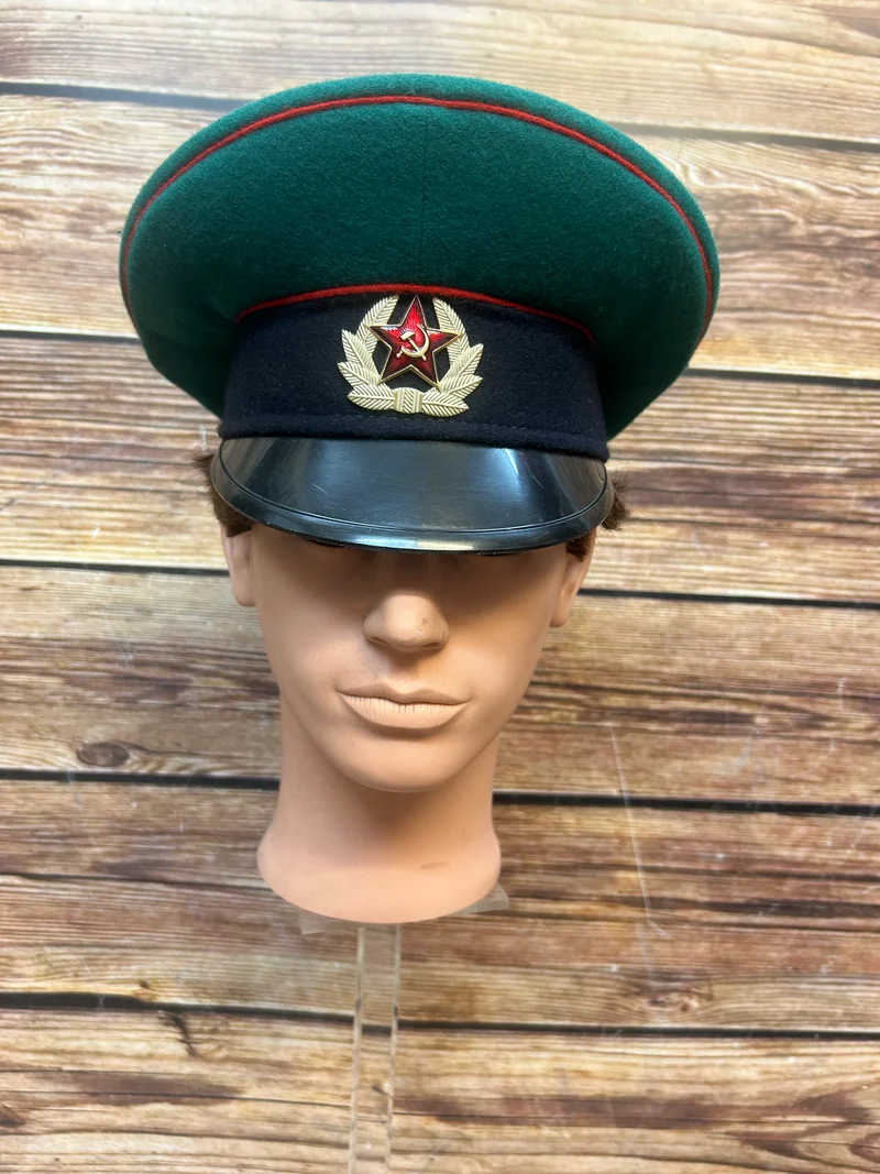 Sowjetische Offiziersmütze – Größe 55 – Vintage