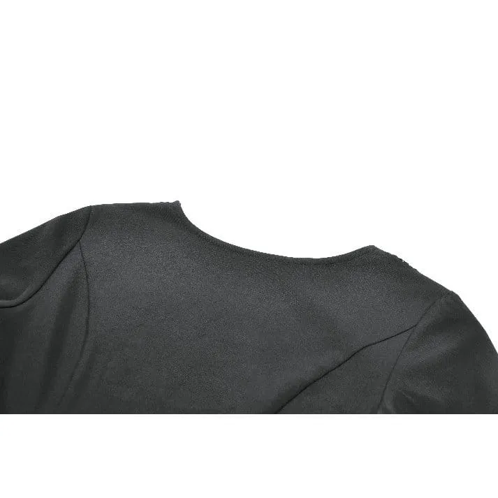 Gothic-Damenbluse mit floralem Spitzen-Patchwork und tiefem Ausschnitt, langen Ärmeln