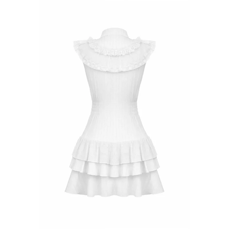 Weißes, gotisches Damenkleid mit Lagenrock, Rüschen und Spitzeneinsatz