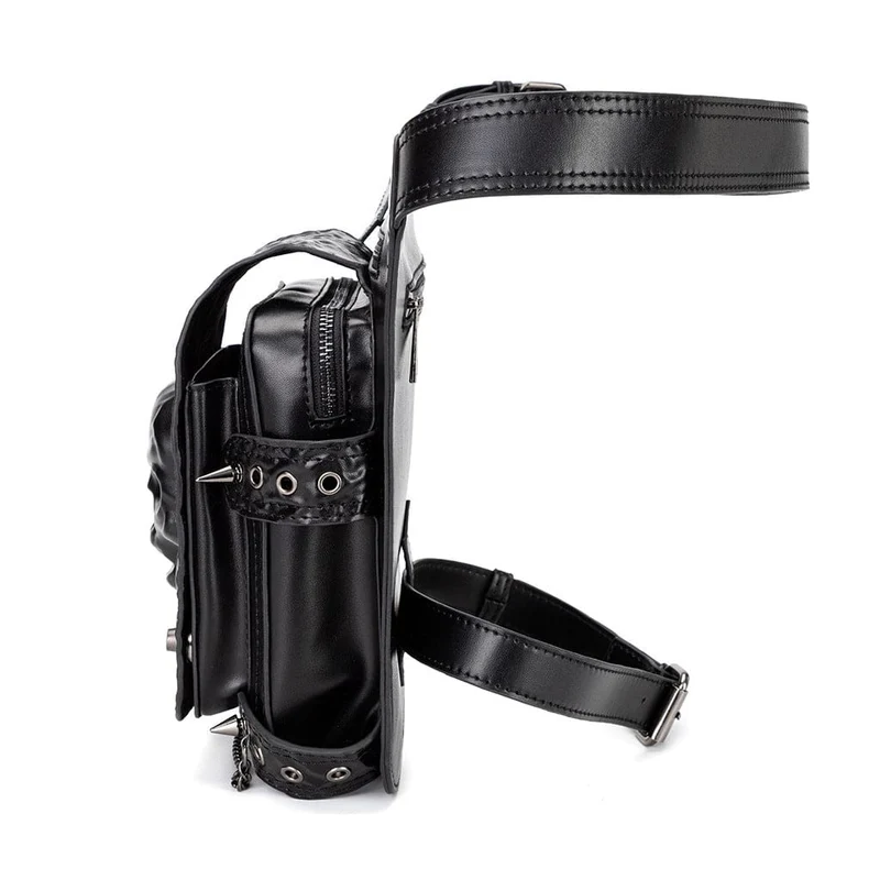 Unisex Punk-Tasche mit Ösennieten und Totenkopfmotiv