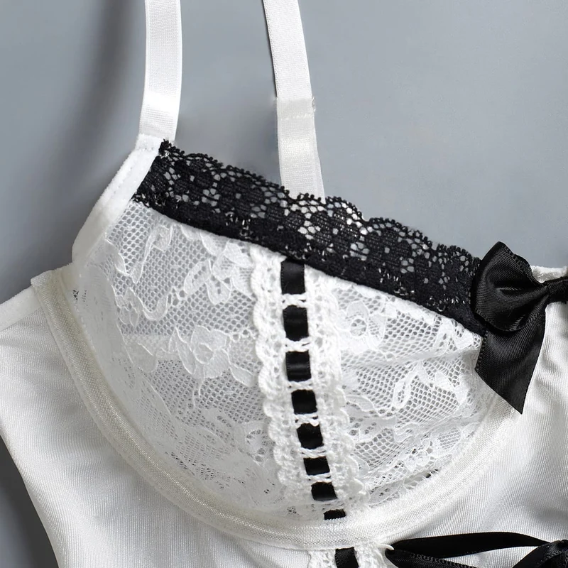 Sexy Dessous-Set mit Rüschen und Schnürung im Grunge-Stil für Damen, inklusive Strumpfband