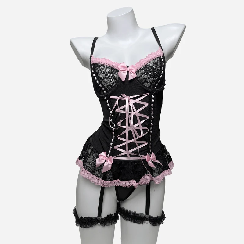Sexy Dessous-Set mit Schnürung und Strumpfband im Grunge-Stil für Damen