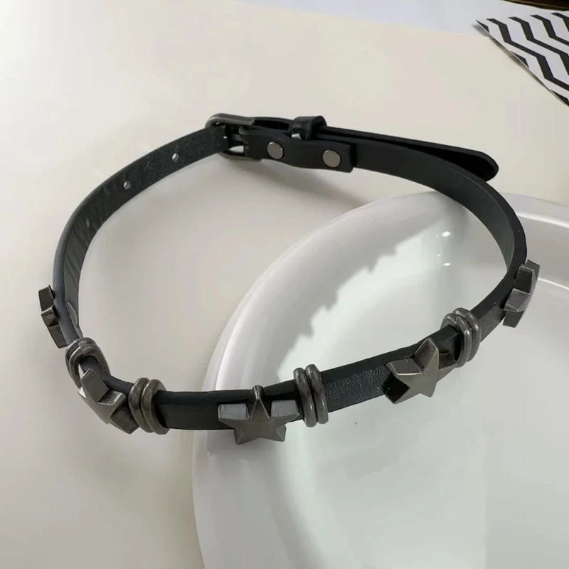 Punk-Star-Halsband aus Kunstleder für Damen