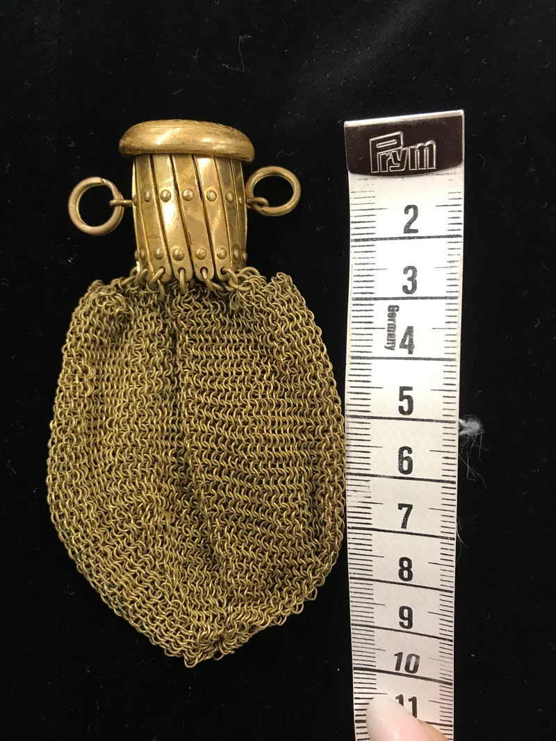 Antike Damen Handtasche mit expandierender Öffnung Beuteltasche