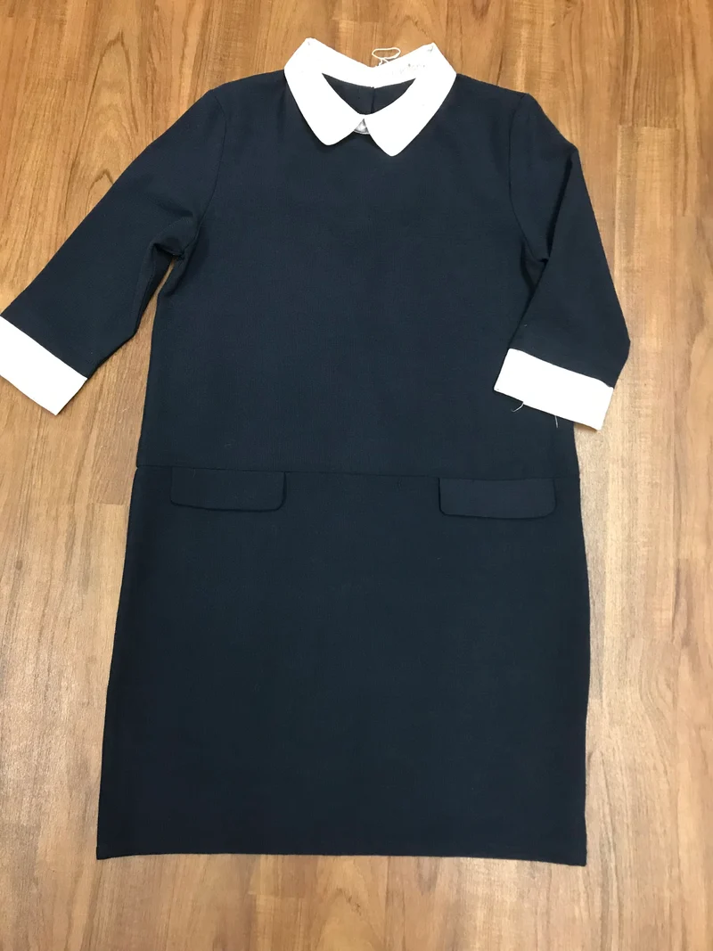 Vintage Kleid im 60er Jahre Stil, dunkelblaues Kleid Gr.44 , mit Bubikragen und tiefer Taillie