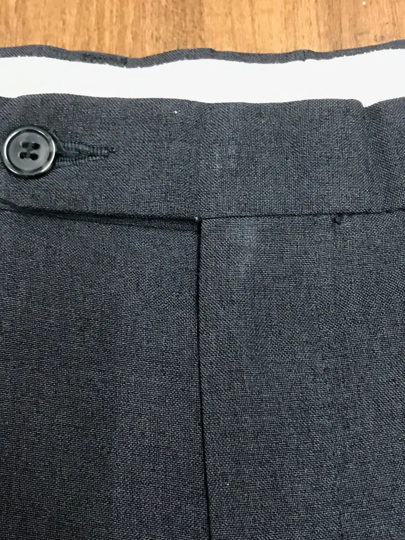 20er-Jahre Knickerbocker Outfit Größe 58 – 5-teiliges Herren Set mit Weste, Hemd, Fliege & Schiebermütze