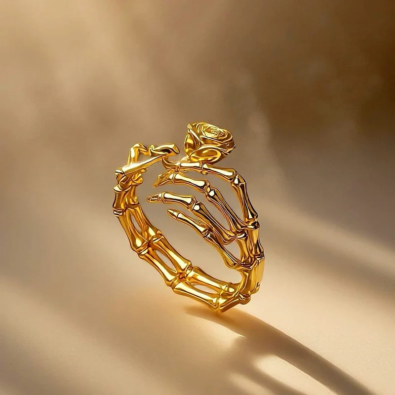 Gothic-Ring für Damen mit Skeletthand und Rose, offener Band