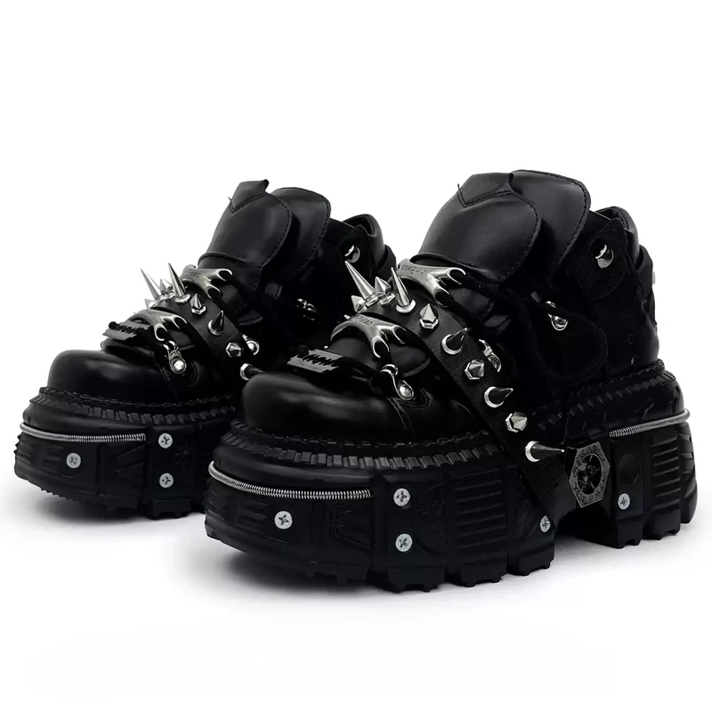 Punk-Schuhe für Herren mit Nietenriemen, runder Zehenpartie und dicker Sohle