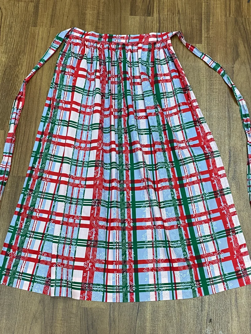 Vintage Dirndlschürze kariert – Größe 152
