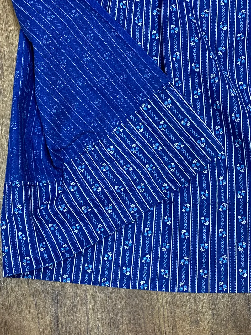 Vintage Dirndlschürze blau weiß hellblau - Blumenranken, mittellang