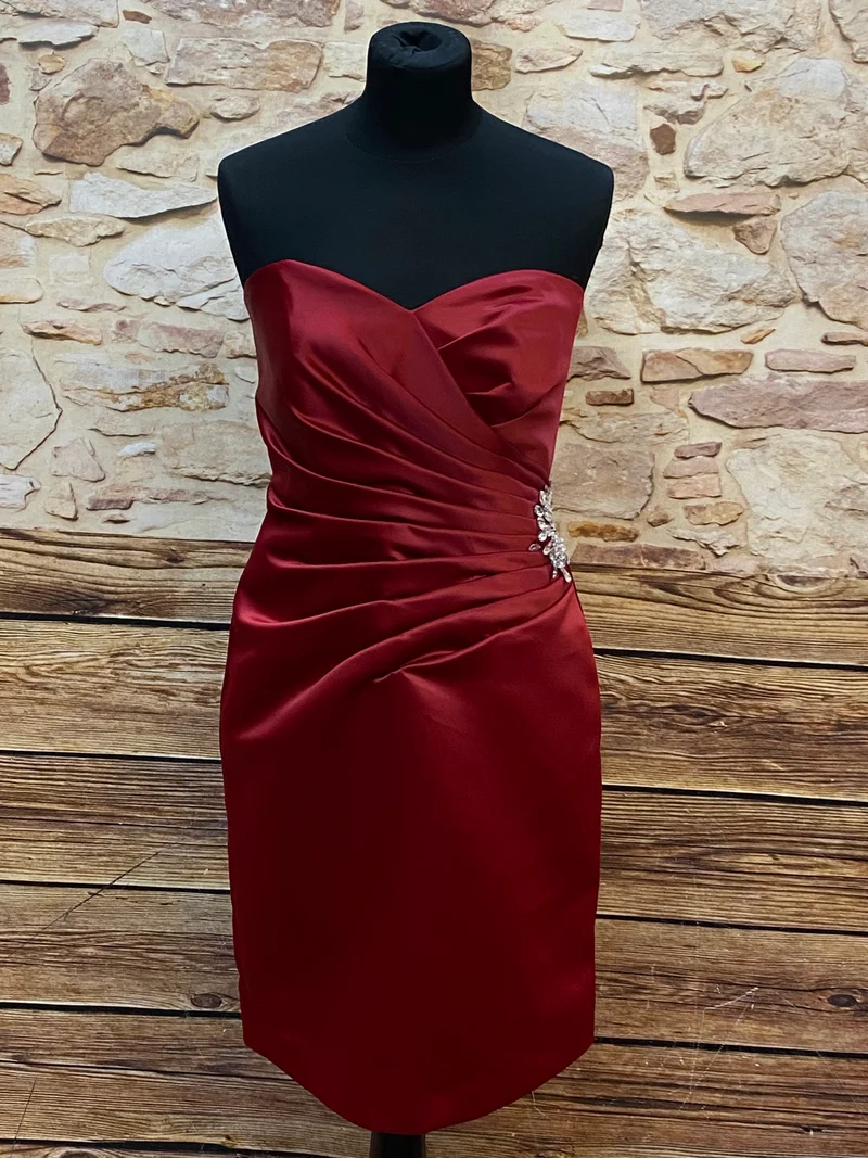 Cocktailkleid rubinrot Herz-Ausschnitt Mori Lee Gr. 38