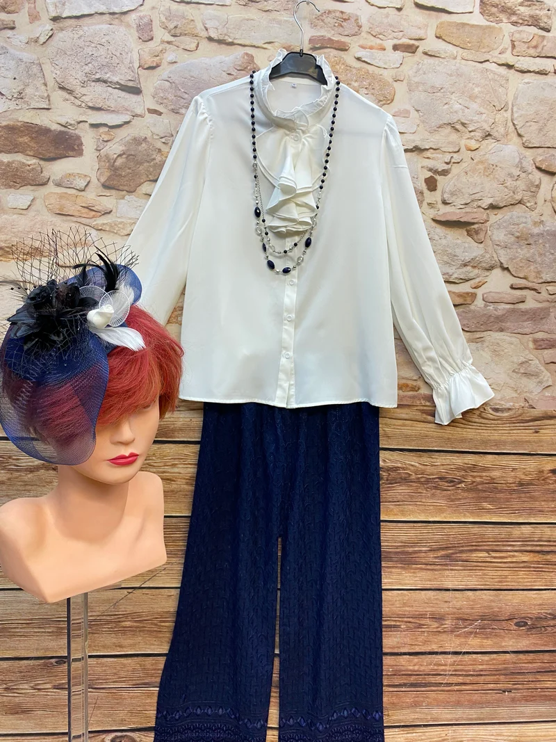 20er Jahre Damen Outfit Gr. 42 mit Marlenehose, Rüschenbluse und Fascinator