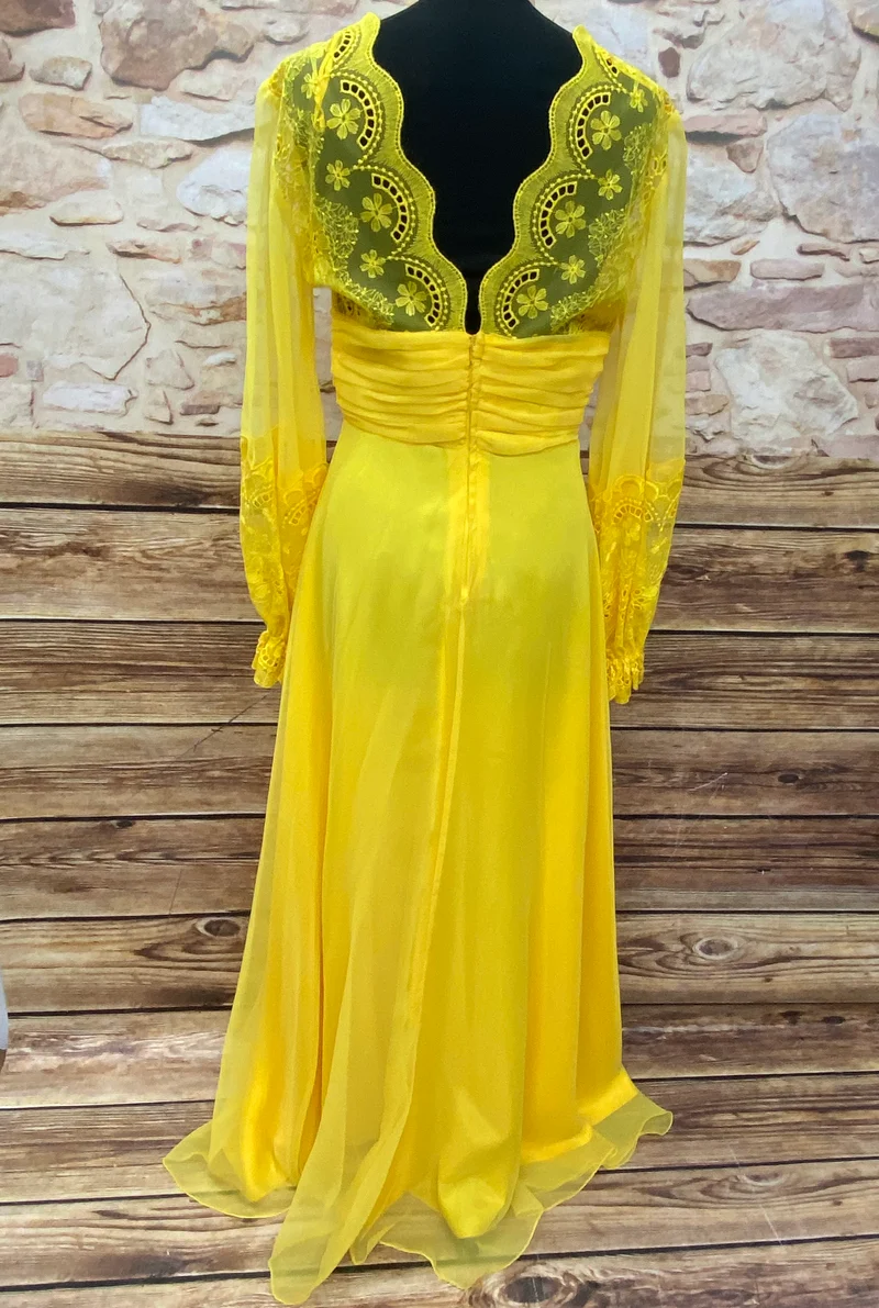 Original 70er Jahre Vintage Maxikleid Gr.36 in knalligem Gelb