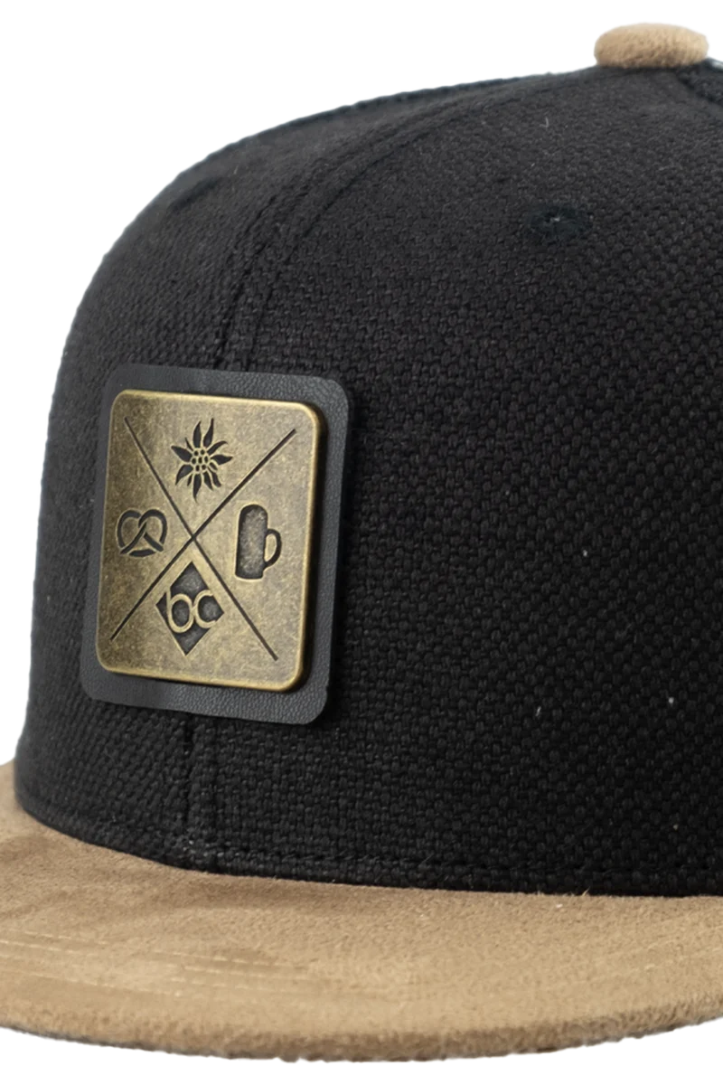 Unisex Snapback-Cap 'Kreizweis' mit Metal-Badge