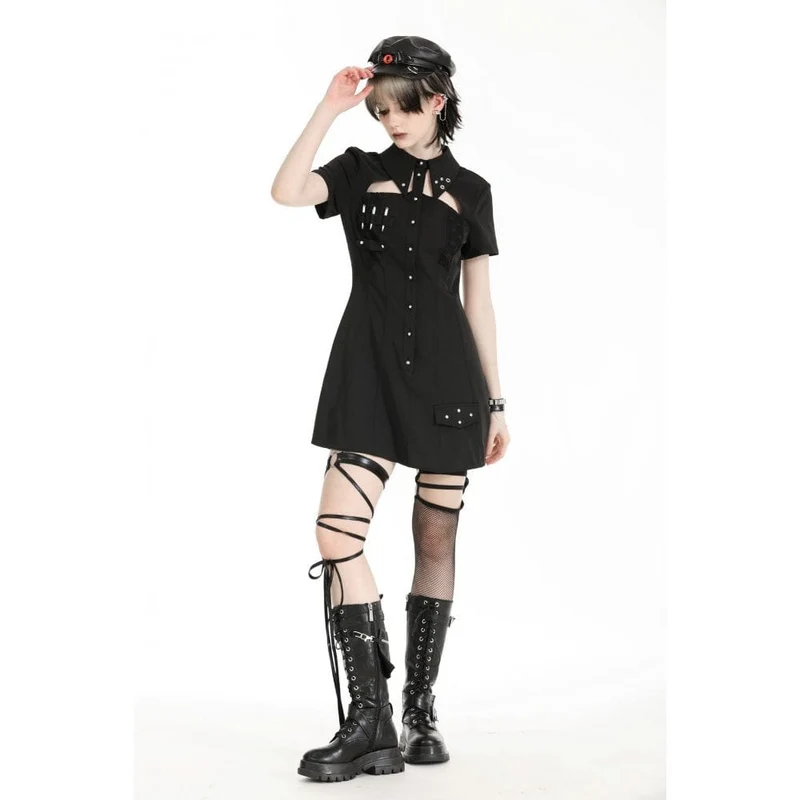 Damen-Heimkehrkleid im Gothic-Stil mit Umlegekragen und Ausschnitt