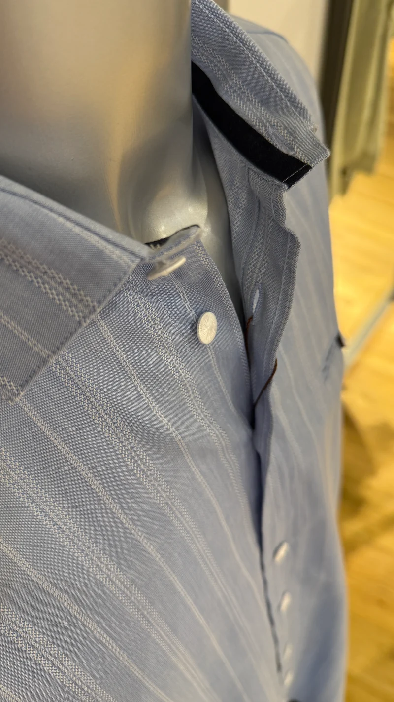 Trachtenhemd G'weih & Silk hellblau gestreift