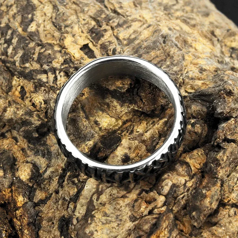 Punk-Ring mit nordischen Runen für Herren