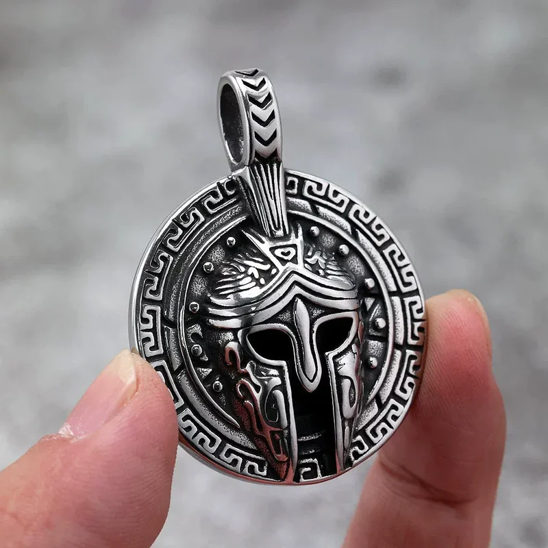 Punk-Halskette für Herren mit spartanischem Helm und griechischem Schlüsselmuster