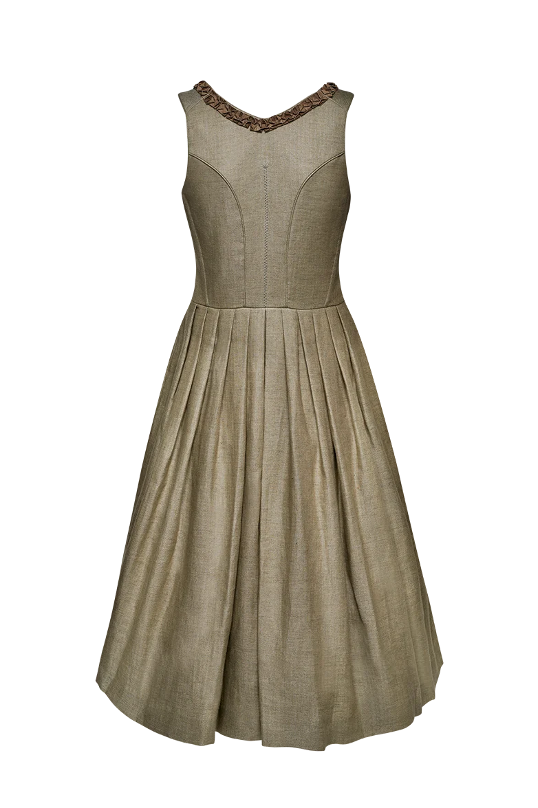 Jagddirndl mit Henndorfer Rüsche