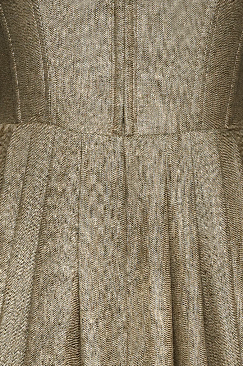 Jagddirndl mit Henndorfer Rüsche