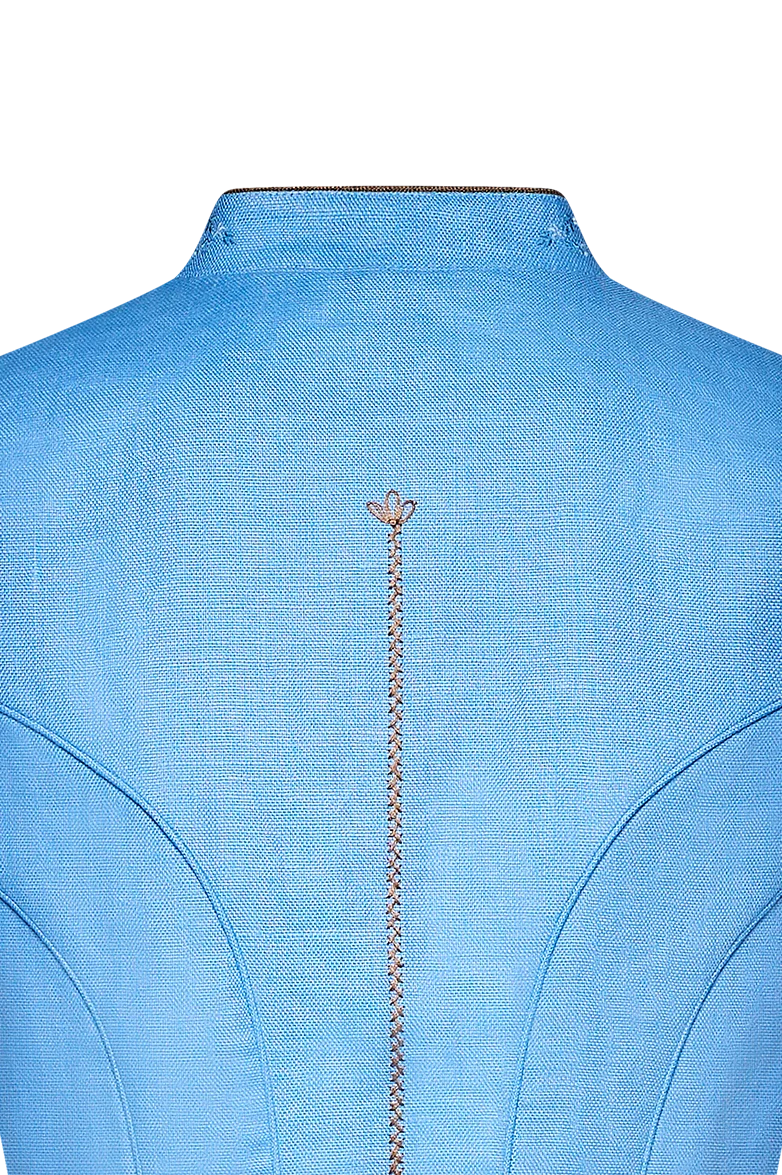 Dirndl mit Stehkragen