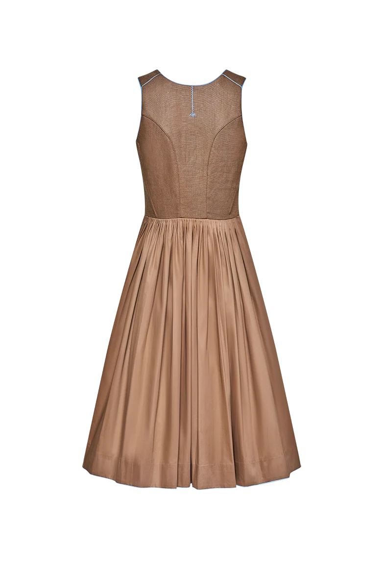 Dirndl mit Kontrastpaspel