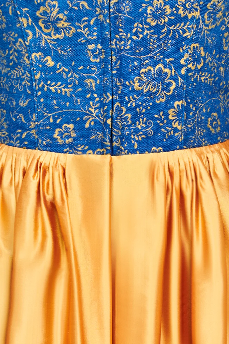 Golddirndl