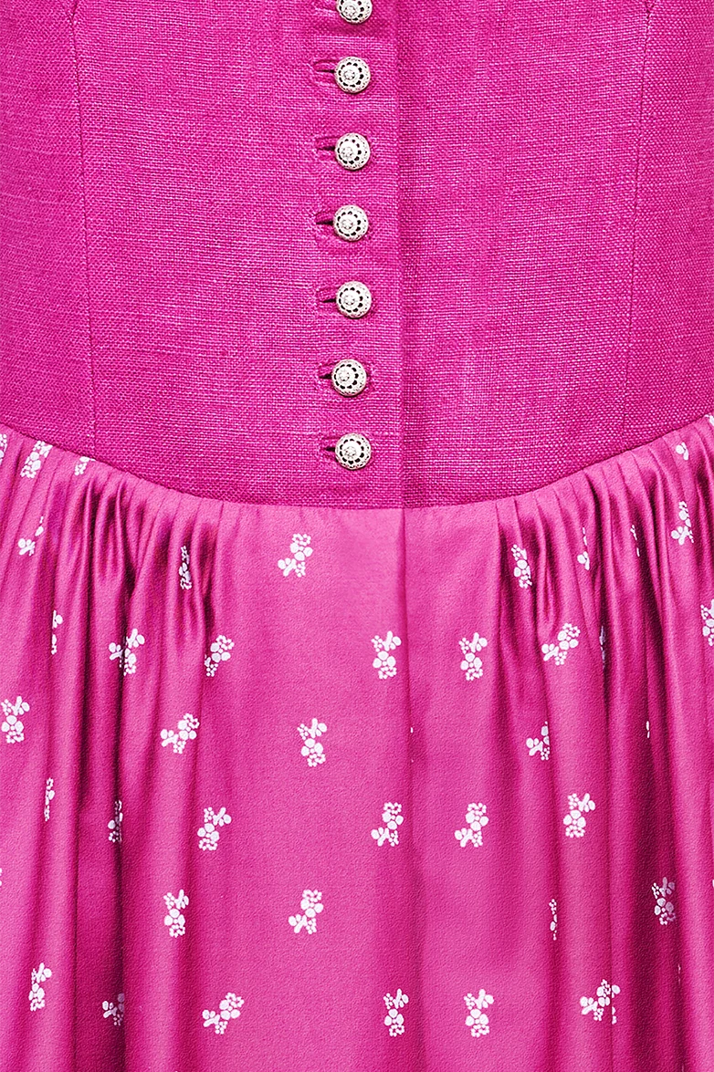 Dirndl mit Modelmuster