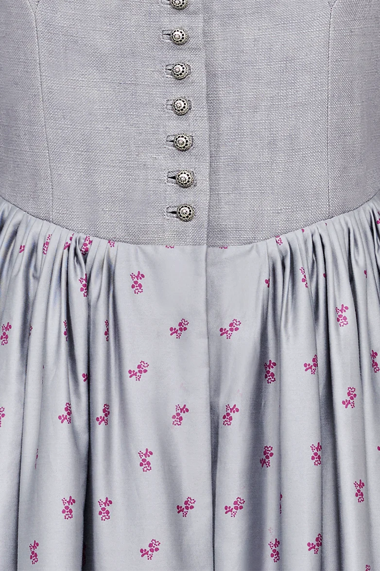 Dirndl mit Modelmuster