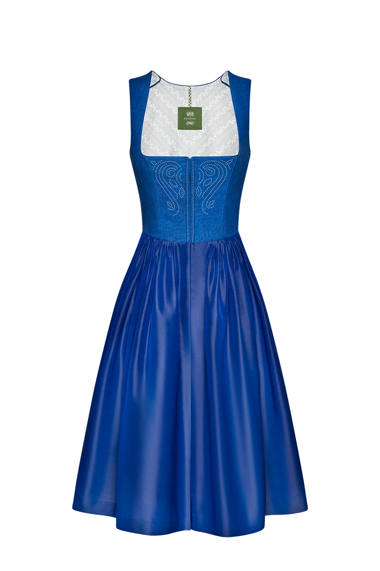 Blaudruck Dirndl mit Nieten besetzt