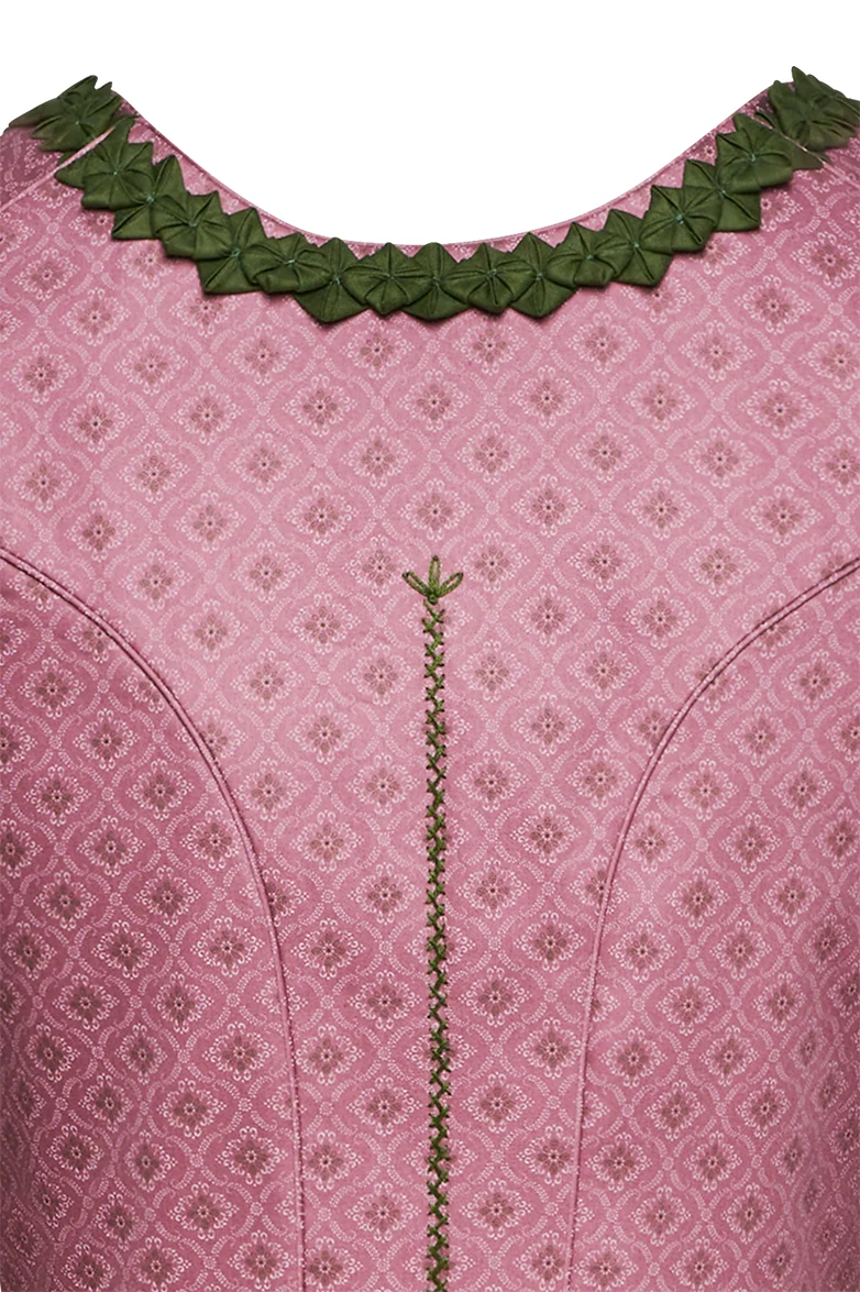 Dirndl im Ausseer Farbspiel