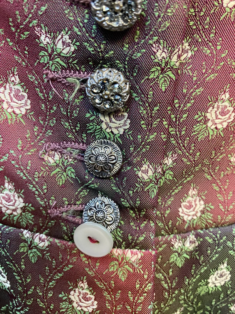 Dirndl mit Schürze und Bluse – Größe 36