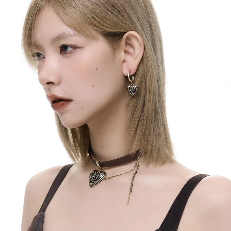 Damen-Punk-Quasten-Herz-Halsband