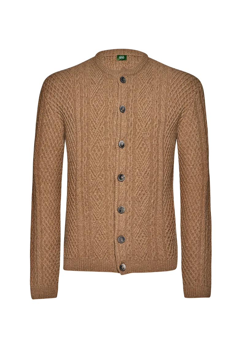 Traditionelle Strickjacke