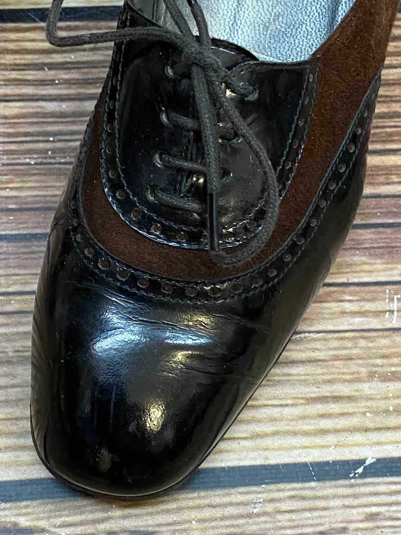 Vintage Schnürschuhe Schwarz Braun mit Lackleder