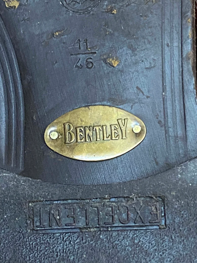 Vintage Bentley Lederschuhe Braun mit Lochmuster