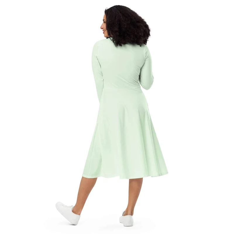 Mint Green Midi Dress with Pockets: Natural Beauty and Carefree Freedom.