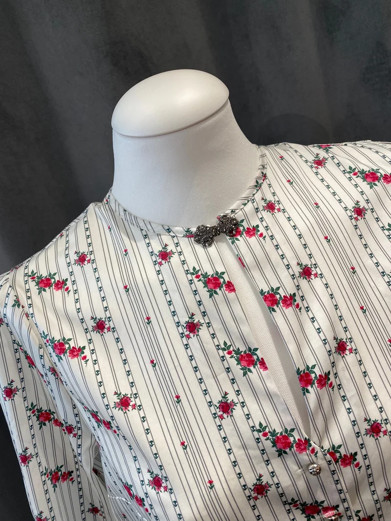 Trachten Bluse Anno Domini Design Lotta geblümt
