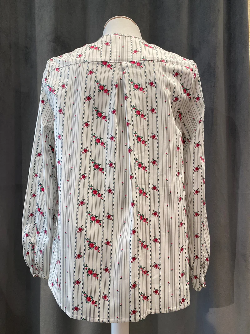 Trachten Bluse Anno Domini Design Lotta geblümt