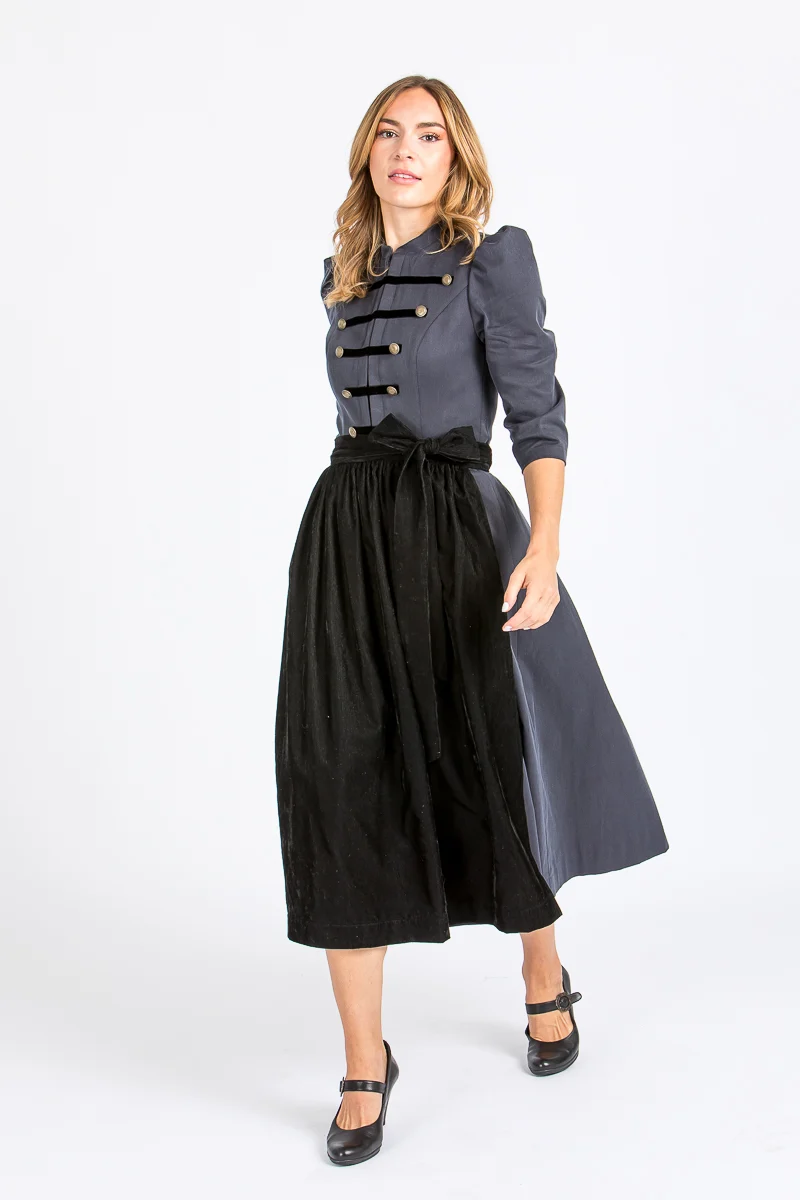 Almliebe Ärmeldirndl Leona blau